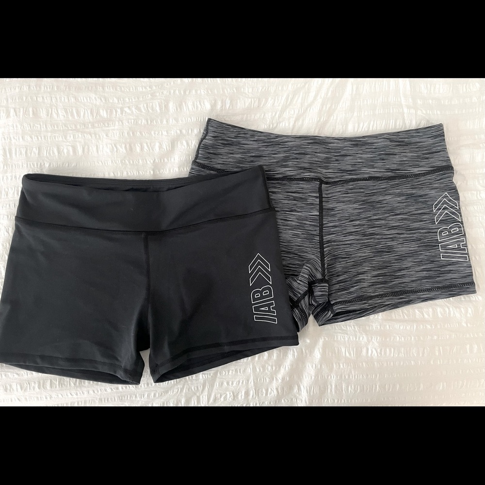 IAB | MFG. - Women Size Large Shorts